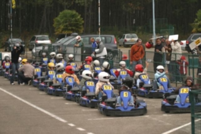  Karting de seminario y salidas con amigos 